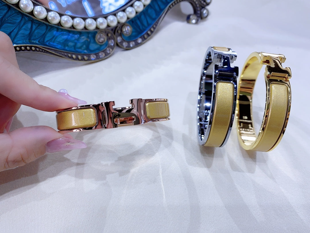 [Vicky]H CHAMPAGNE BRACELET