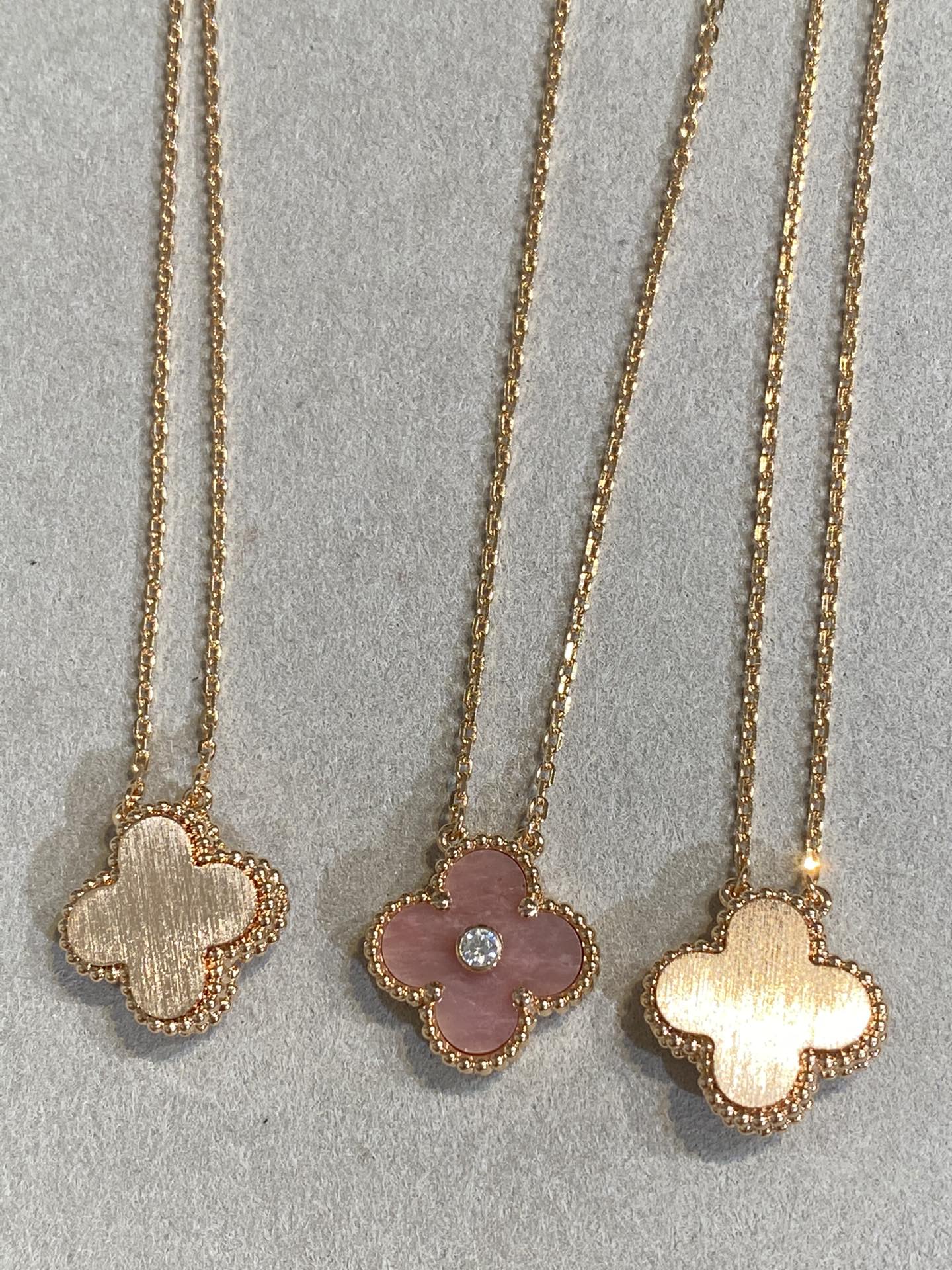 [Vicky]CLOVER 15MM DIAMOND RHODONITE NECKLACE