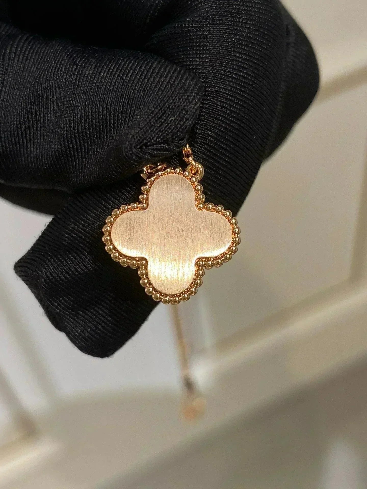 [Vicky]CLOVER 15MM DIAMOND RHODONITE NECKLACE