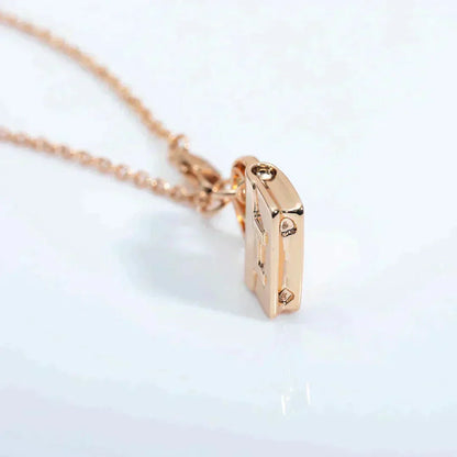[Vicky]AMULETTE PEDANT ROSE GOLD NECKLACE