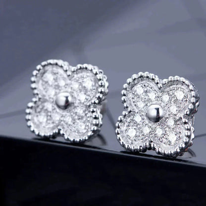 [Vicky]CLOVER 1 MOTIFS DIAMOND STUD EARRINGS SILVER
