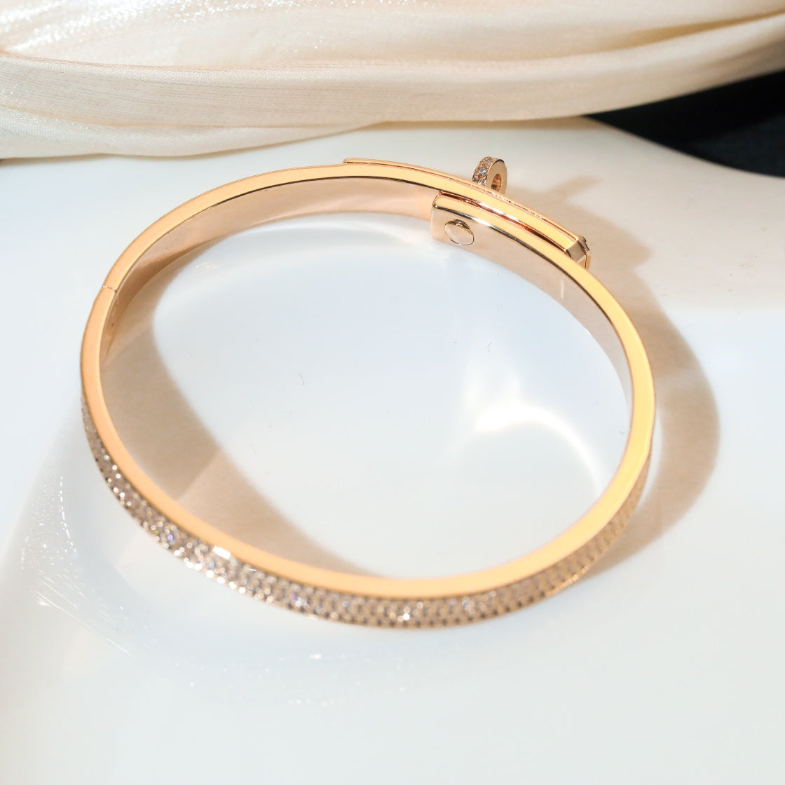 [Vicky]KELLY BRACELET DIAMOND PAVED