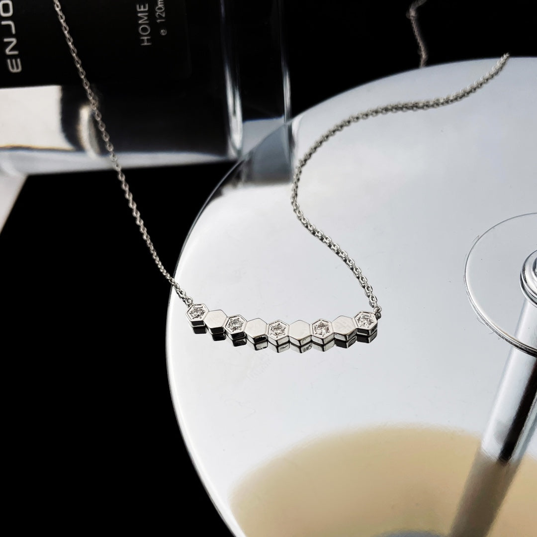 [Vicky]BEE MY LOVE DIAMOND NECKLACE