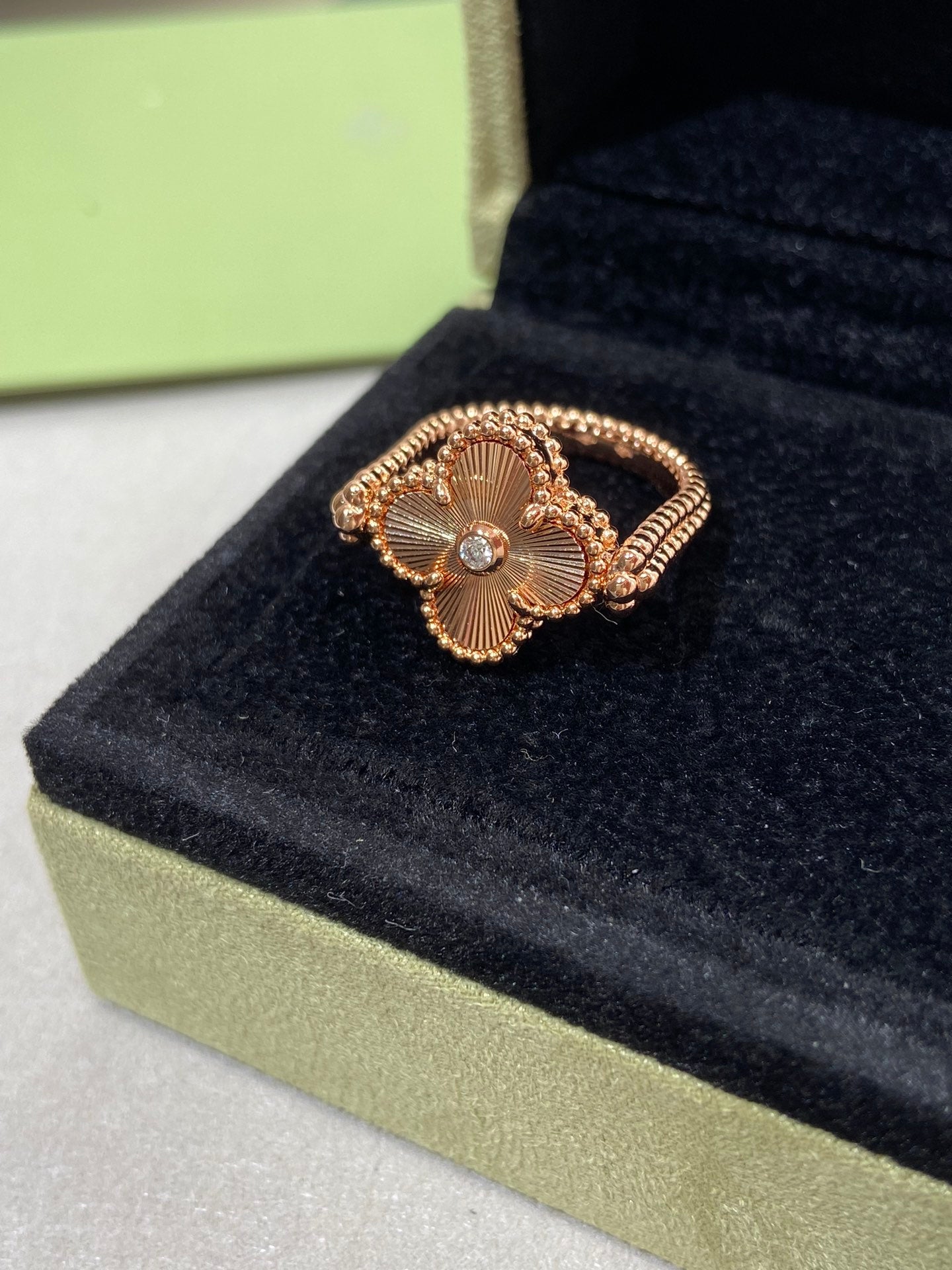 [Vicky]CLOVER RIVERSIBLE ROSE GOLD RING