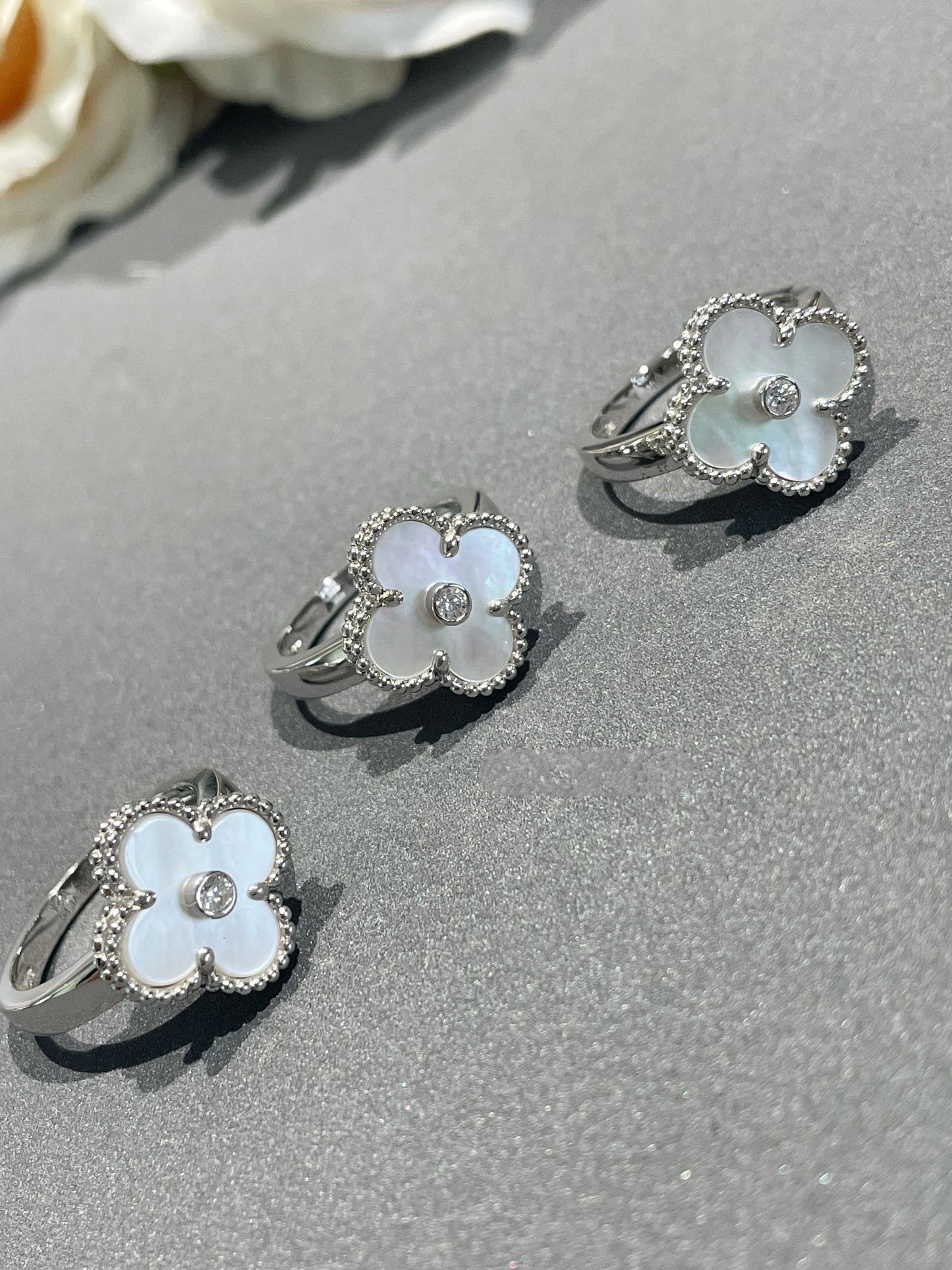 [Vicky]CLOVER SILVER MOP DIAMOND RING