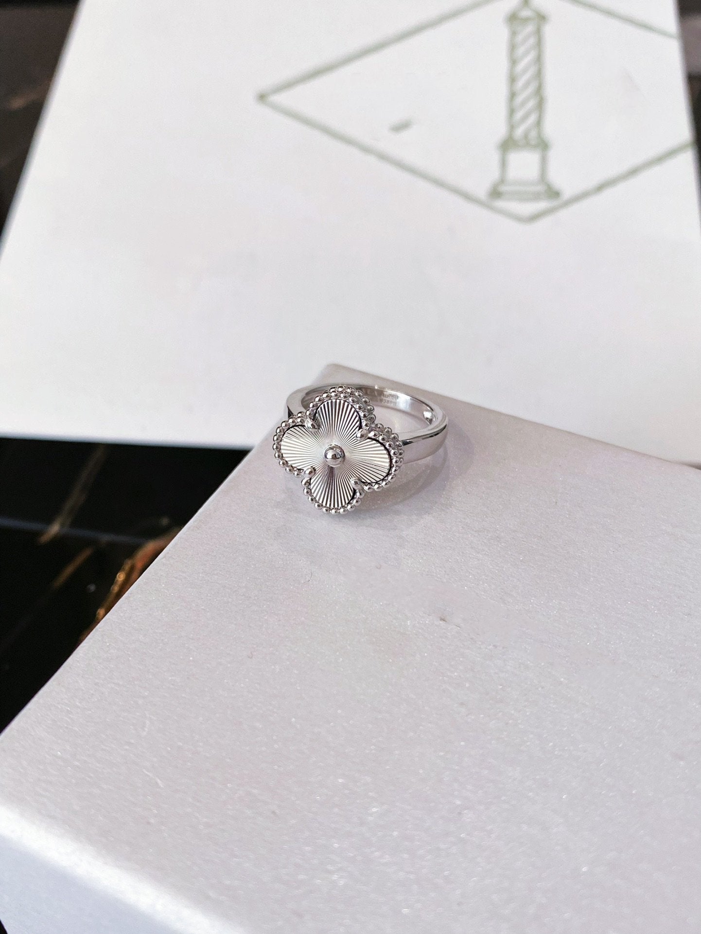 [Vicky]CLOVER SILVER RING