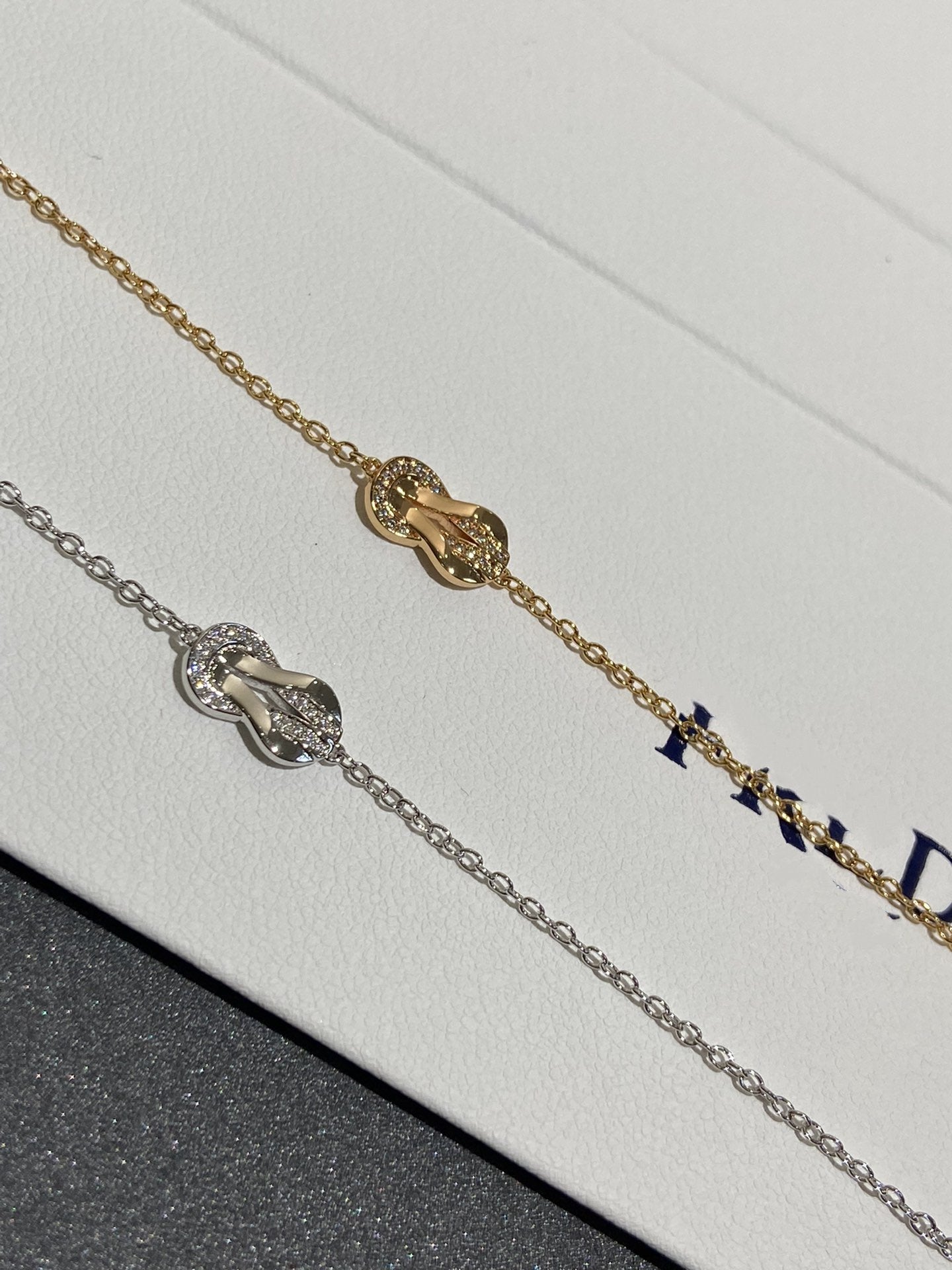 [Vicky]CHANCE INFINIE DIAMOND BRACELET