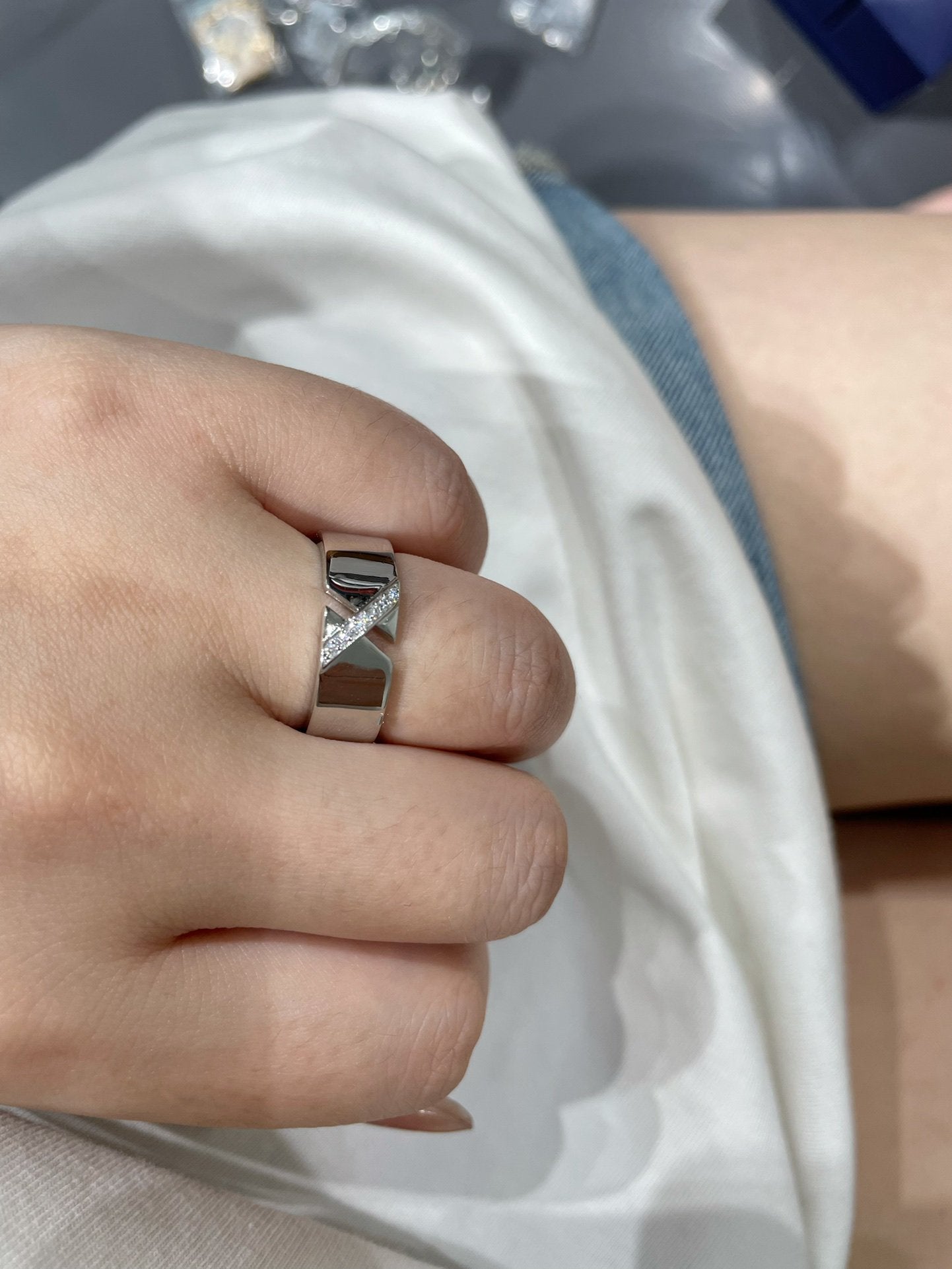 [Vicky]LIENS EVIDENCE DIAOMOND RING