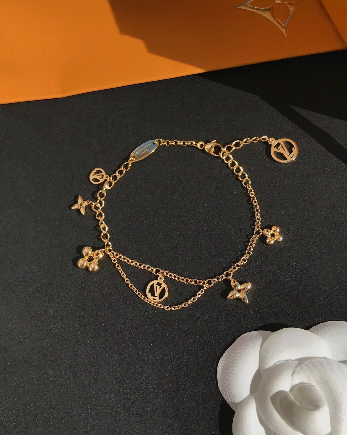 [Vicky]BLOOMING PINK GOLD MOP BRACELET