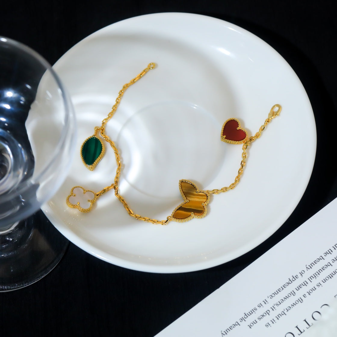 [Vicky]LUCKY SPRING 5 MOTIF GOLD BRACELET
