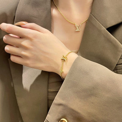 [Vicky]LOGO STAR MOTIF GOLD BRACELET