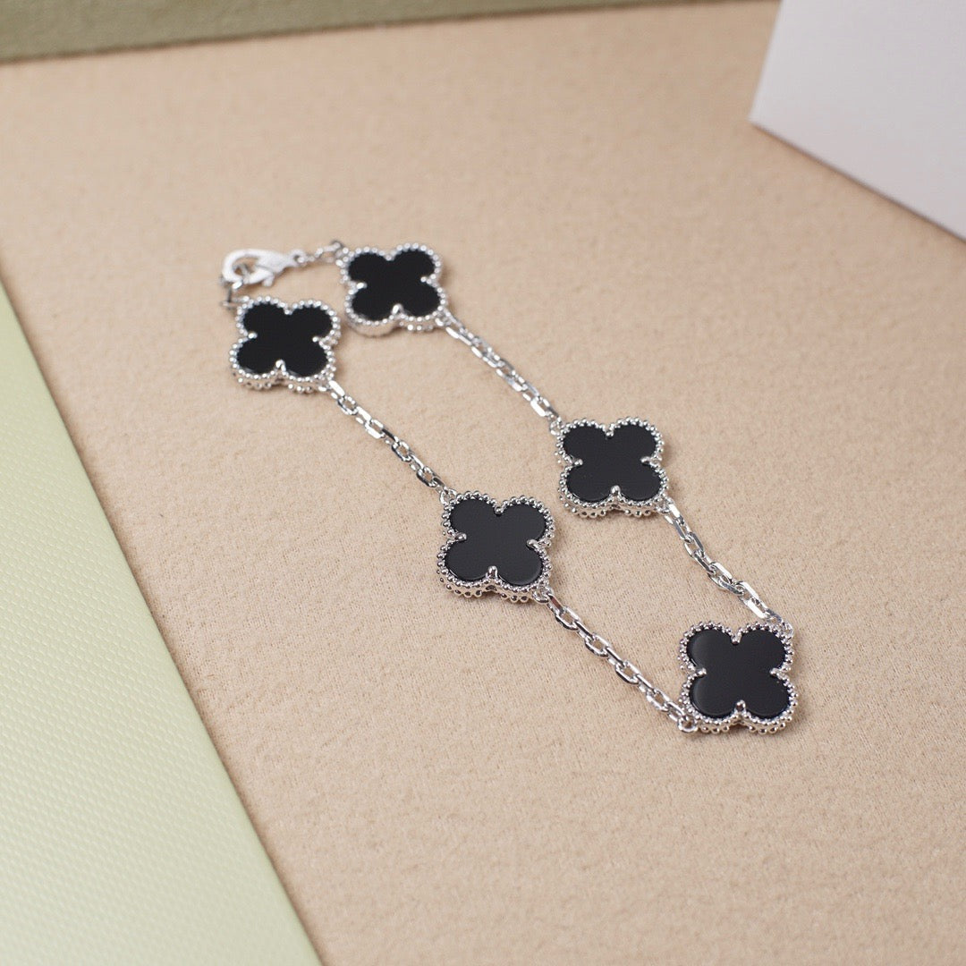 [Vicky]CLOVER 5 MOTIF ONYXS  BRACELET SILVER