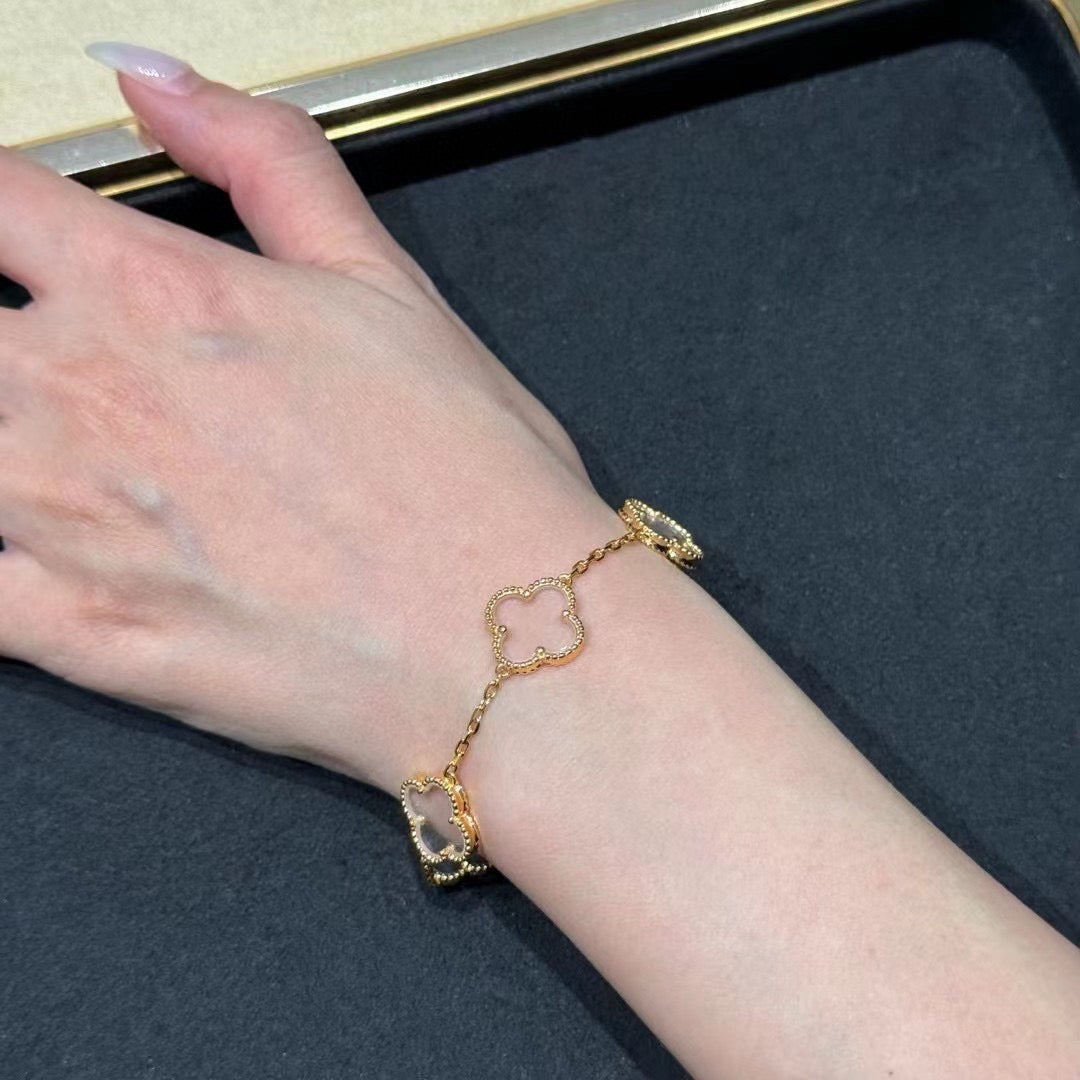 [Vicky]CLOVER 5 MOTIF ROCK CRYSTAL PINK GOLD BRACELET