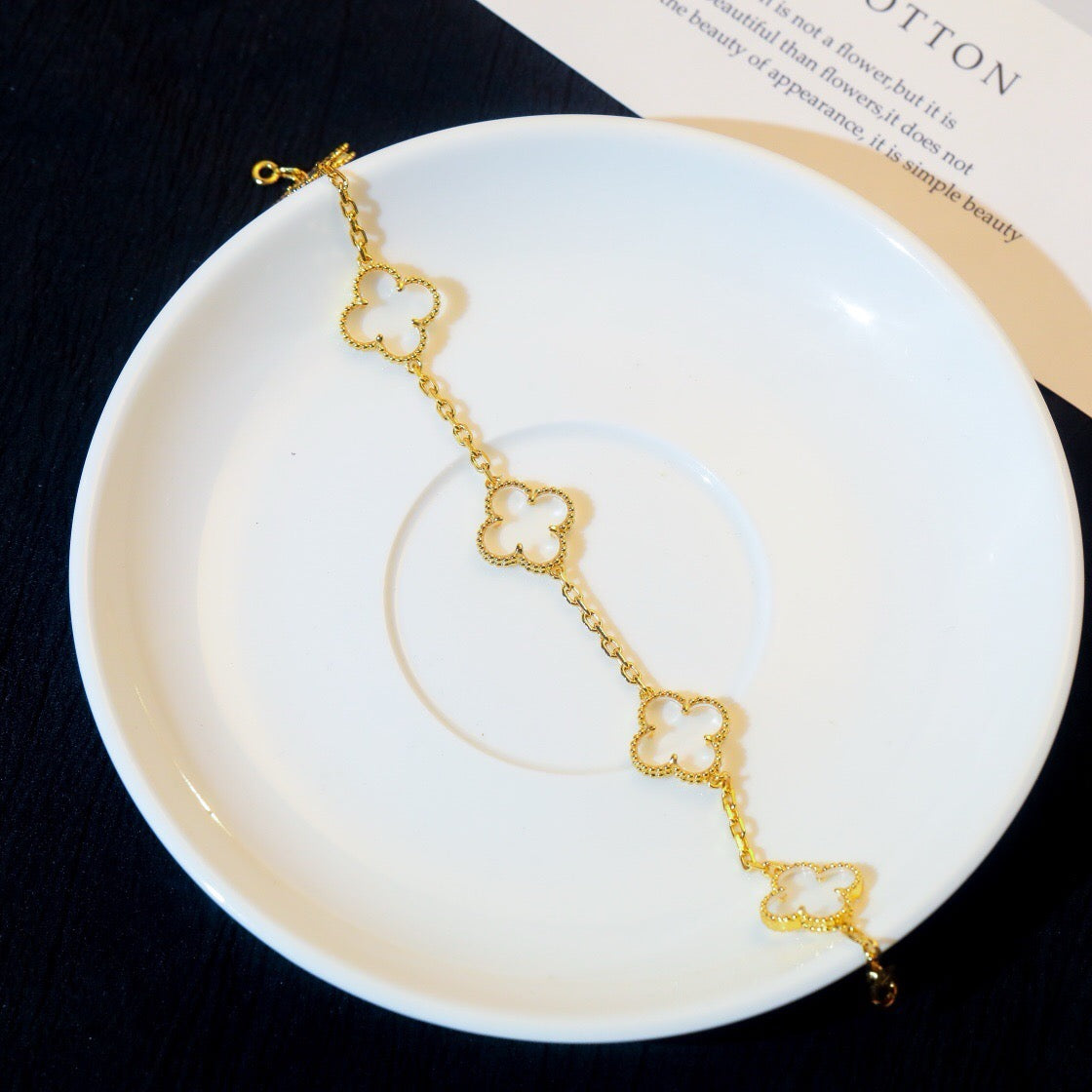 [Vicky]CLOVER 5 MOTIF ROCK CRYSTAL PINK GOLD BRACELET