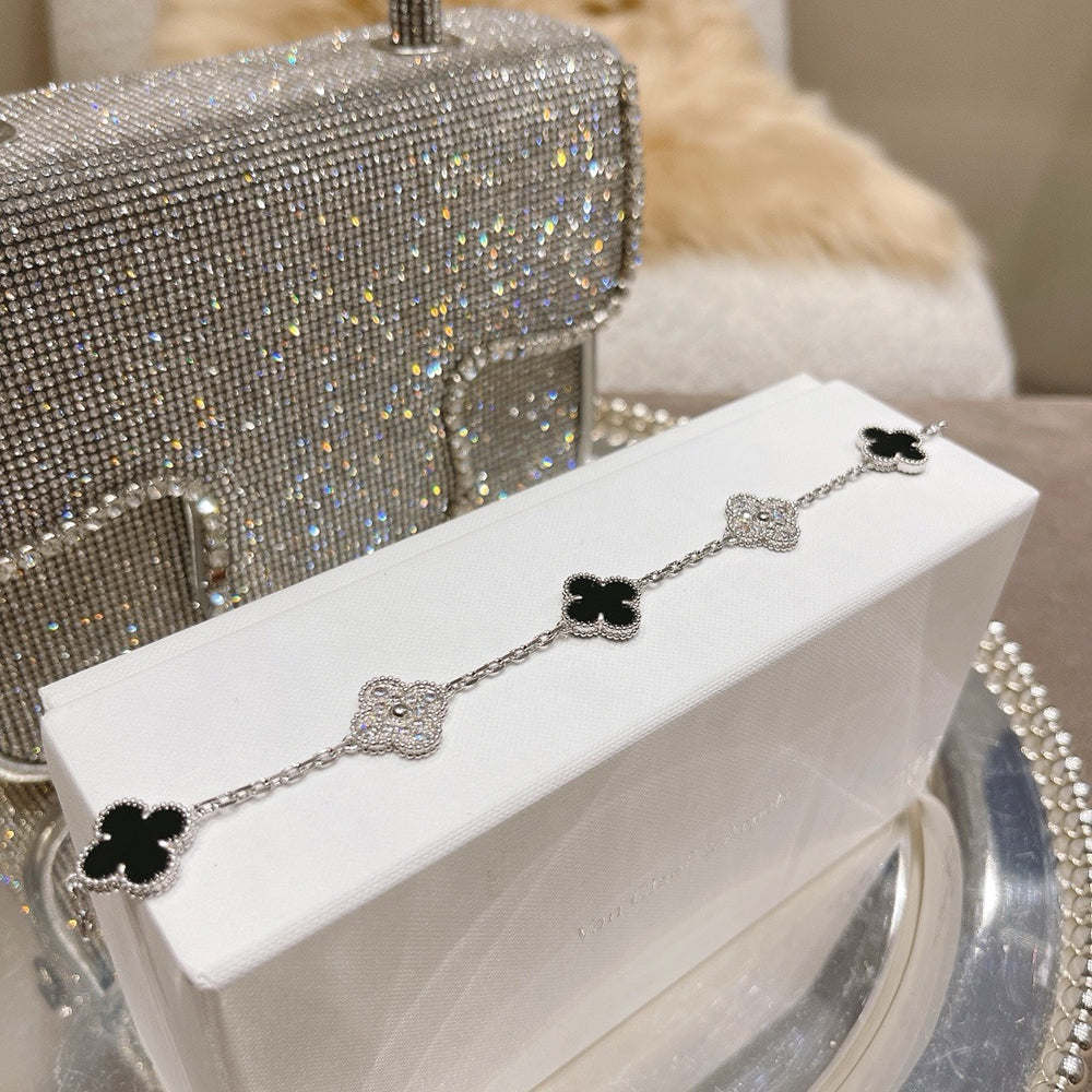 [Vicky]CLOVER 5 MOTIF ONYXS DIAMOND BRACELET SILVER