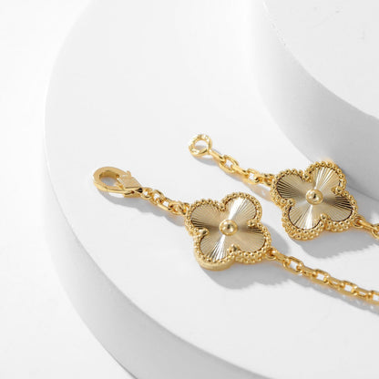 [Vicky]CLOVER 10 MOTIFS LASER NECKLACE