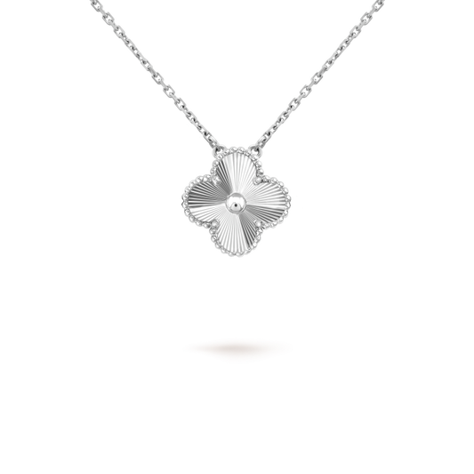 [Vicky]CLOVER 15MM LASER NECKLACE SILVER