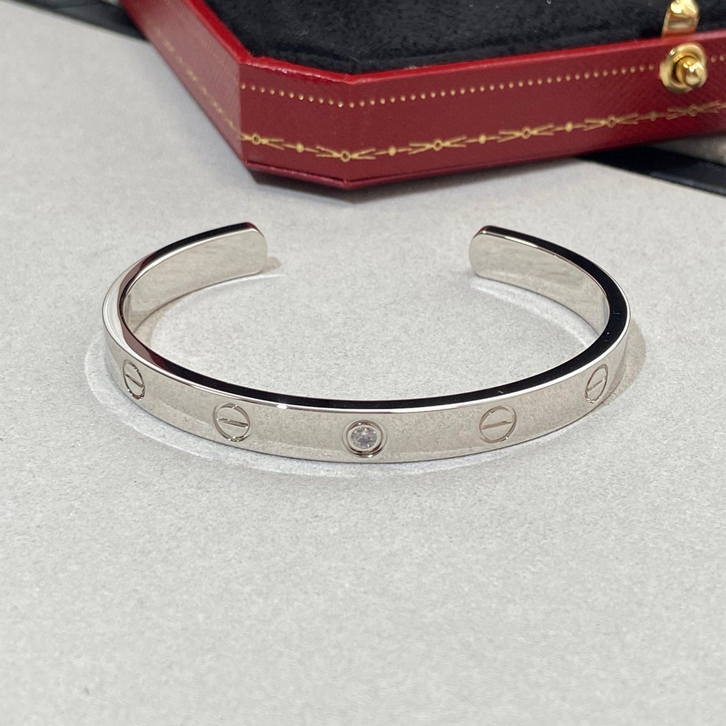 [Vicky]LOVE BRACELET 6.1MM 1 DIAMOND OPEN CUFF