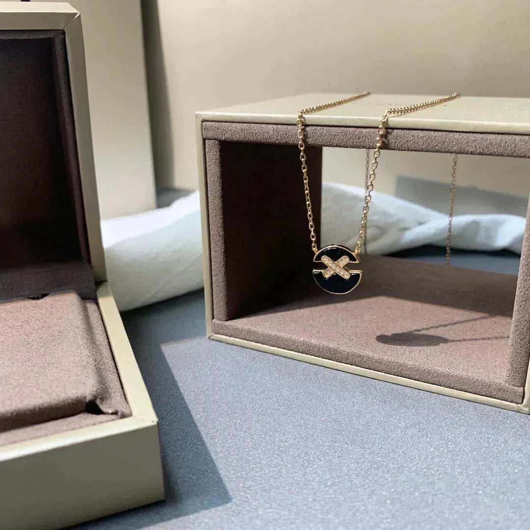 [Vicky]JEUX DE ROSE GOLD DIAMOND NECKLACE