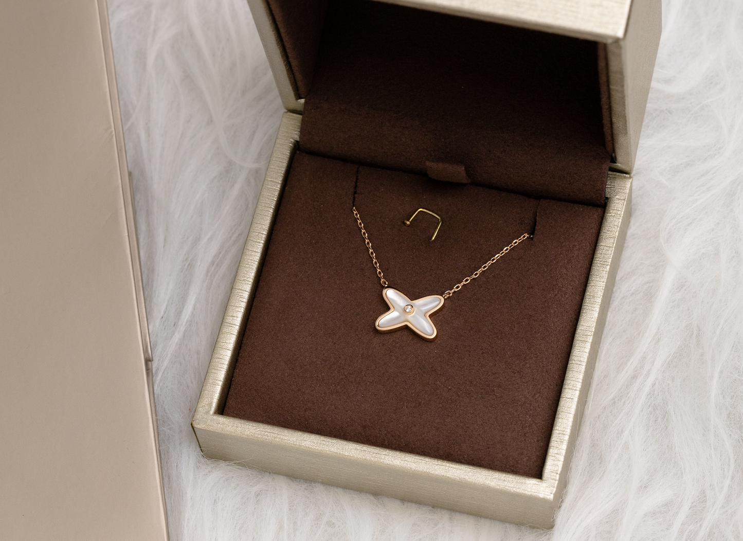 [Vicky]JEUX DE NECKLACE 1 DIAMOND