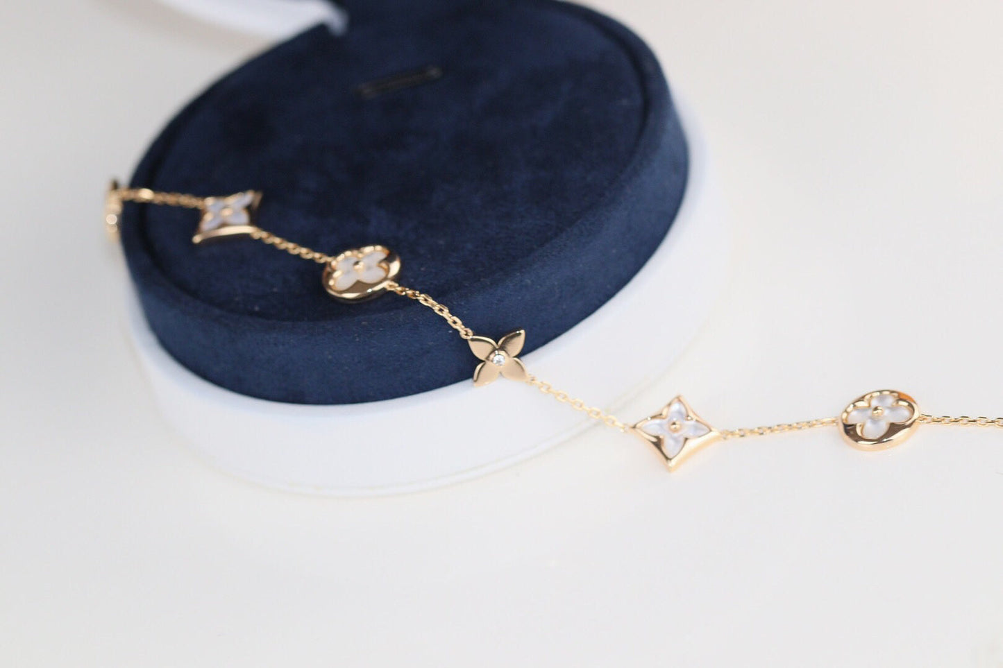[Vicky]LEAF CLOVER BRACELET
