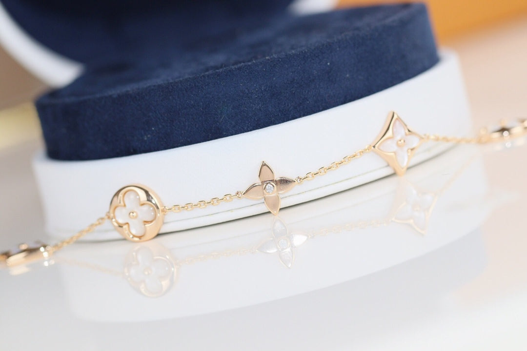 [Vicky]LEAF CLOVER BRACELET