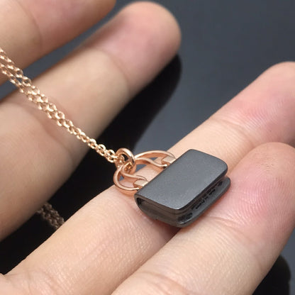 [Vicky]WOMEN'S HM AMULETTES CONSTANCE PENDANT NECKLACE