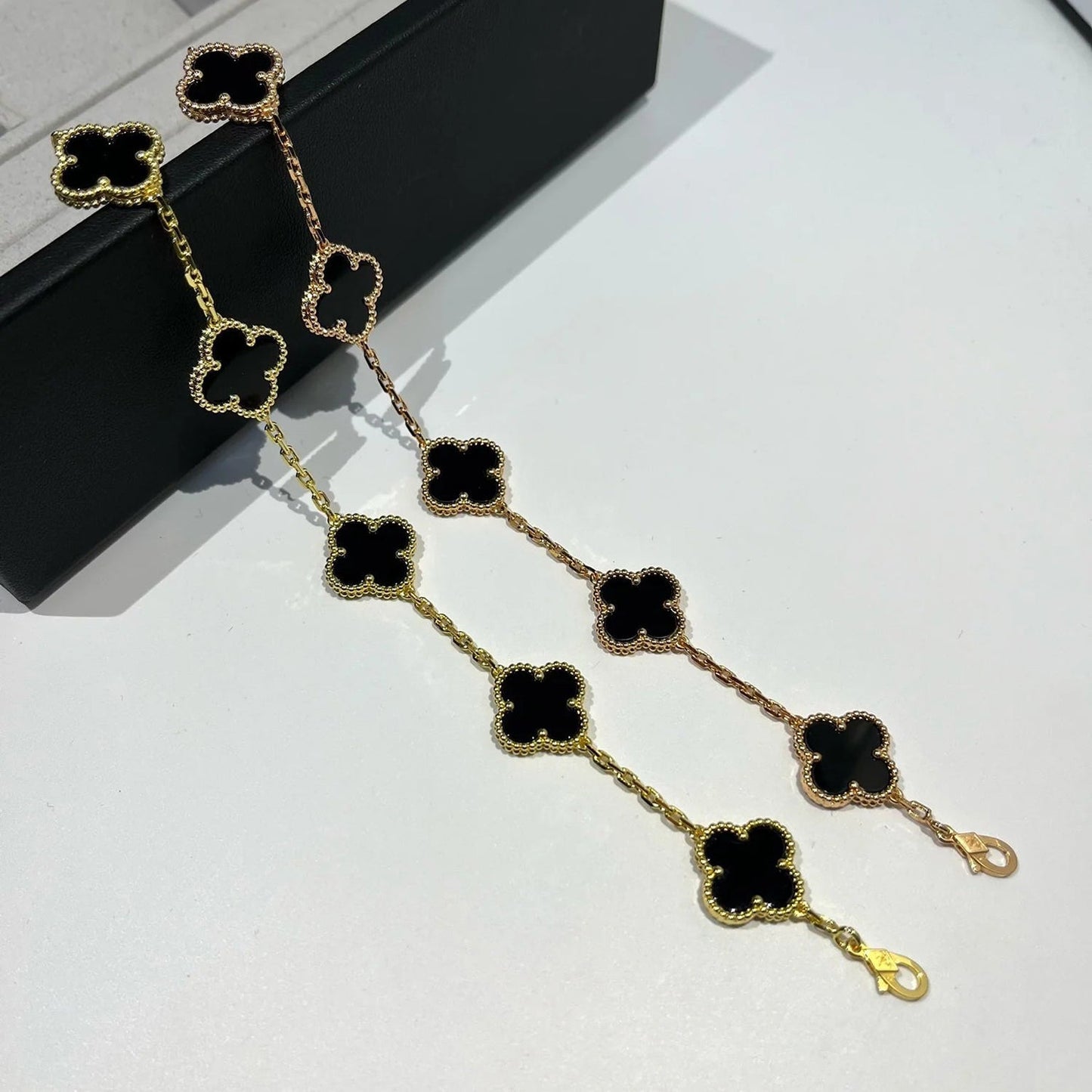[Vicky]CLOVER  5 MOTIFS BLACK ONYX BRACELET