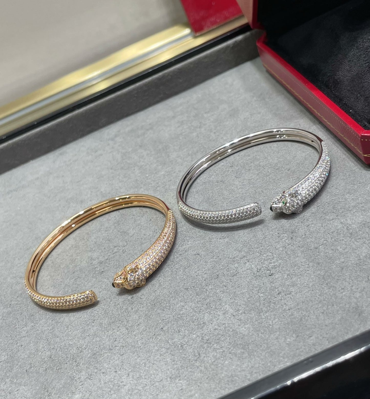 [Vicky]PANTHERE FULL DIAMOND OPEN BRACELET